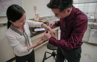 “Elektirkli Bandaj” elektrik üreterek yara iyileşmesini hızlandırıyor