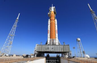 Artemis 2 Astronotlarından Tuvalette “Yanık Kokusu” Raporu Artemis 2: Ay’a Giden Yolda Yeni Bir Dönüm Noktası – görsel 3